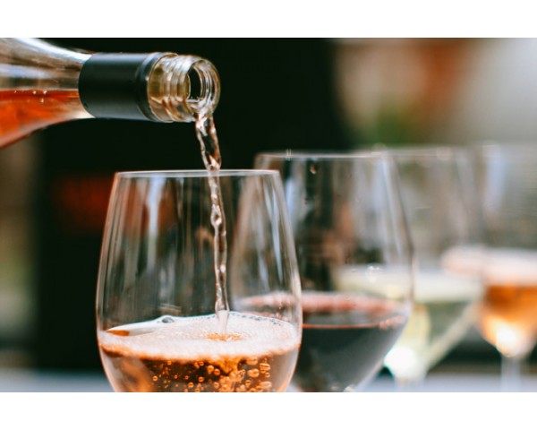 How to Drink Rosé Wine: A Comprehensive Guide