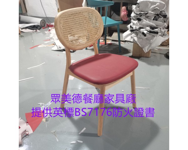 西餐廳烤肉店椅子凳子批發,原木色餐廳椅子訂做廠家,實木結實耐用餐椅,餐廳桌椅加工廠