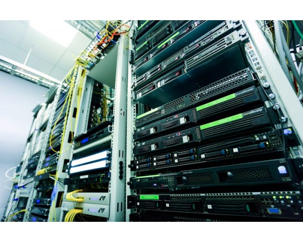 數據託管 VS 數據寄存：企業該如何做出明智選擇