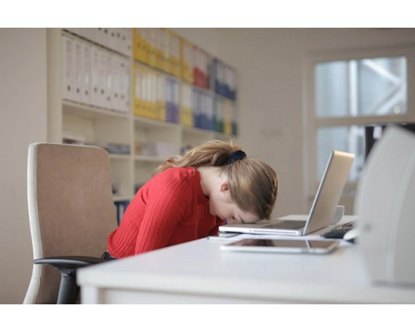 自然醣褐藻糖膠3Plus:你晚上習慣開小夜燈睡覺嗎?