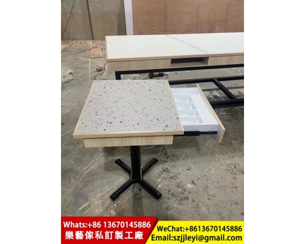 茶餐廳餐桌訂製，抽屜可放餐具紙巾，岩板不鏽鋼包邊設計，支持批量生產